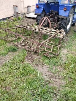 Kultivátor s bránami (brimle)