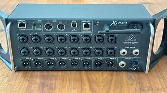 Behringer XR18