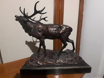 jelen,  50x40x20cm