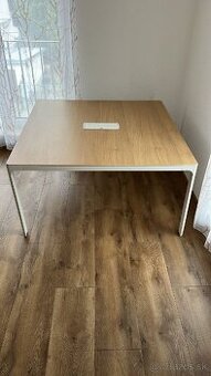IKEA stôl Bekant
