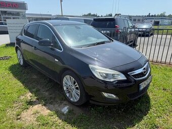 Opel Astra 1.7 CDTi 81kW