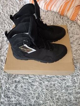 Taktická obuv bosp 44 a 45 stredné nové