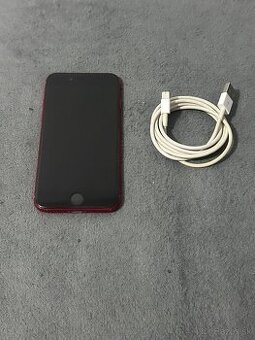 Predám Apple IPhone SE 2020 64GB RED Minimálne Známky
