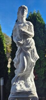 Biela záhradná socha Grécka bohyňa Flóra