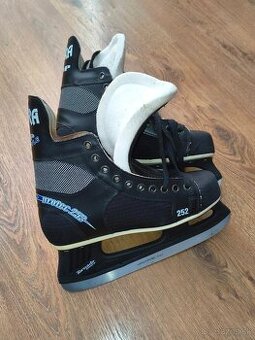 chlapčenské korčule č.39