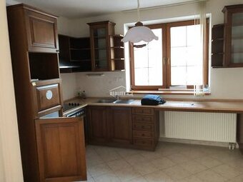 Ponúkame na podnájom 2 -izbový byt 92,4 m2 v Trenčianskych T