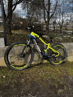 Crussis e largo 7.7 900w