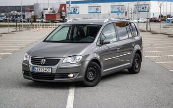 Volkswagen Touran 2.0 TDI DSG / NA SPLÁTKY/ PROTIHODNOTA /