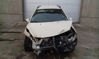 Predám náhradné diely na Peugeot 207 Kombi 1,4benzin