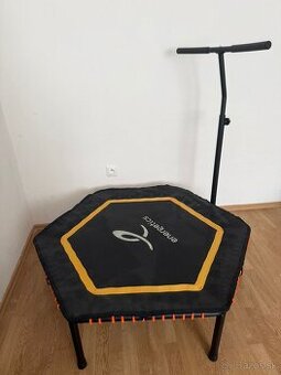 Domáca trampolína