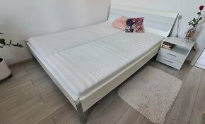 Biela postel 160x200 - 1
