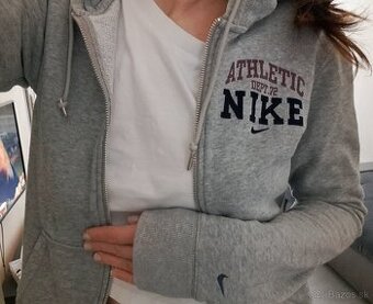 Mikina Nike č.S