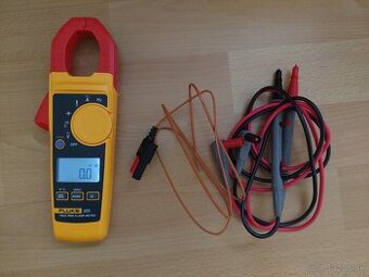 Kliešťový multimeter Fluke 325