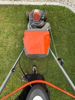Husqvarna LC 48V Benzínová kosačka