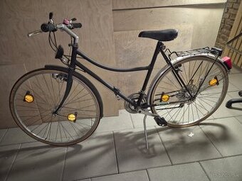Damsky mestsky bicykel
