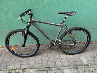 Bicykel Pells Razzer
