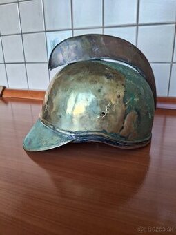 Starozitna hasičská prilba