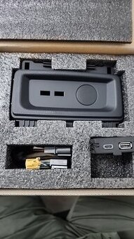 Audi A4 A5 zadná USB konzola