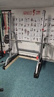 Stojan na drepy benchpress Body Solid GPR370