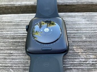 Apple Watch SE GPS 44mm (2022)