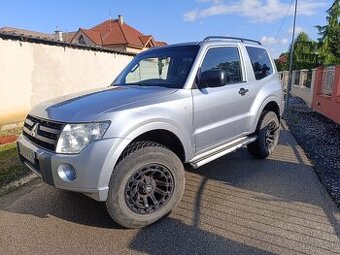 Mitsubishi Pajero 3.2DI-D r.v.2011 147kw 200 ps 3dv.