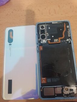 Kúpim rozbitý Huawei P30 ELE-L29