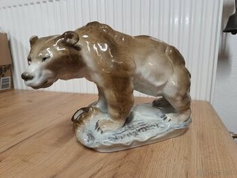 porcelánová socha medveď Grizzly, Amphora cca 1930