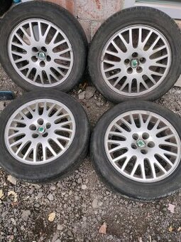 4ks alu disky orig. Škoda 5x100 r16 pneu 205/55 r16