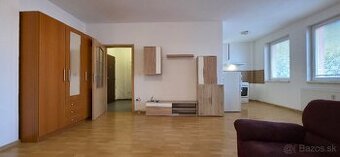 PNORF – 1i byt, 40 m2, 485,-€, státie, loggia, Železničná ul