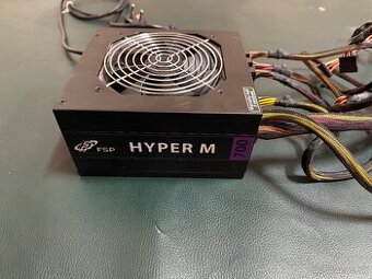 Zdroj FSP Hyper M 700