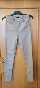 Béžové elastické rifle nové dámske v .36