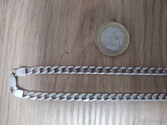 Strieborná retiazka