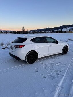 Mazda 3 Skyactiv 2.2 D 110kw RV 2014