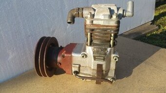 Kompresor na traktor UR II
