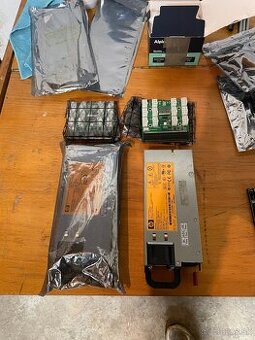 HP serverový zdroj 750W s breakout doskou – ideálny