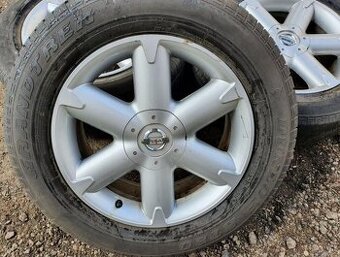 Alu kola Nissan 5x114.3 + pneu Dunlop 225/65