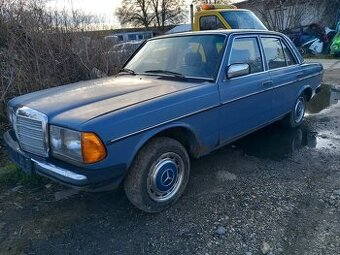 Predam Mercedes w123 piano 230 2.3 benzín