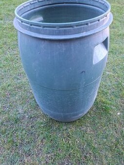 Plastovy sud na vodu objem 220l