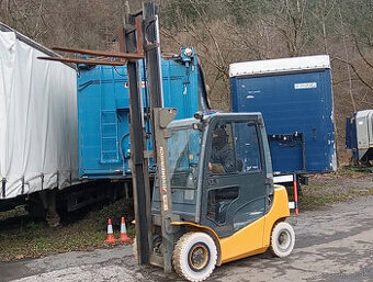 VZV Jungheinrich DFG 425 nosnost 2.5 T zdvih 6m -