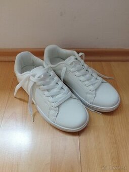 Dámske botasky veľkosť 37