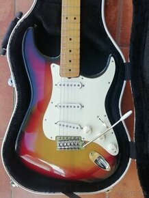 GRECO Stratocaster SE500 -Super Sounds r. 1976 Japan Vintage