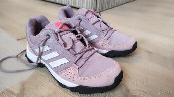 Adidas detske turisticke topanky, velkost 35, zachovale