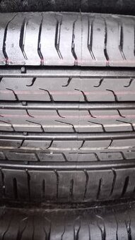 215/60 R17 96H letné pneumatiky Continental