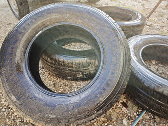 Pneu 245/70 r16 107H