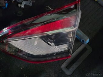 Opel Crossland X Zadné lave svetlo