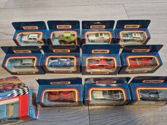 Nerozbalené Matchbox autíčka