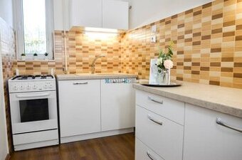 MAXFIN REAL - kompletne zrekonštruovaný zariadený byt s park