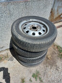 Predám letné kolesá na feliciu 165/70 R13