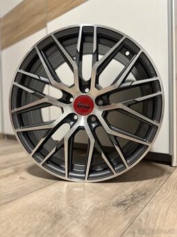 MAM RS4 R18