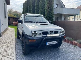 Nissan Terrano 2 2.7TDi